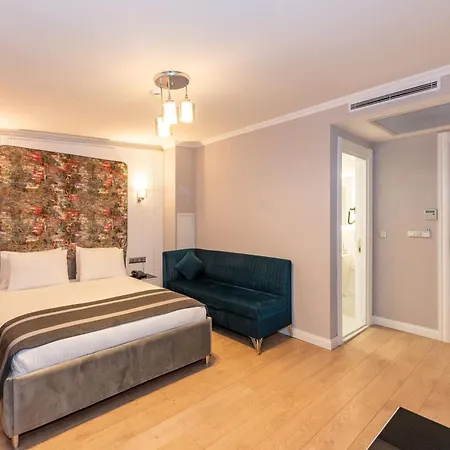 Hotel The Now