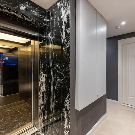 Ξενοδοχείο The Now