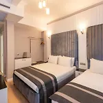Hotel The Now *