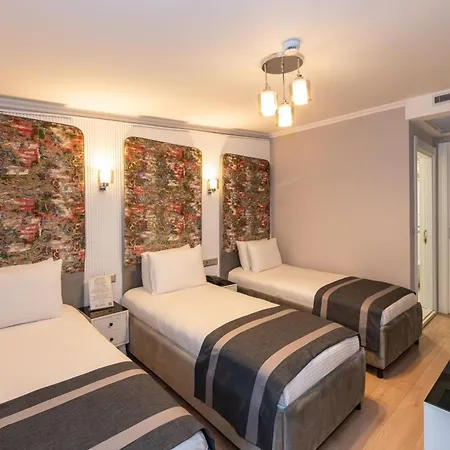 Hotel The Now