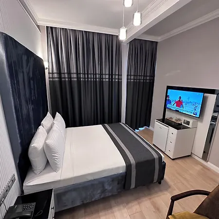 Hotel The Now